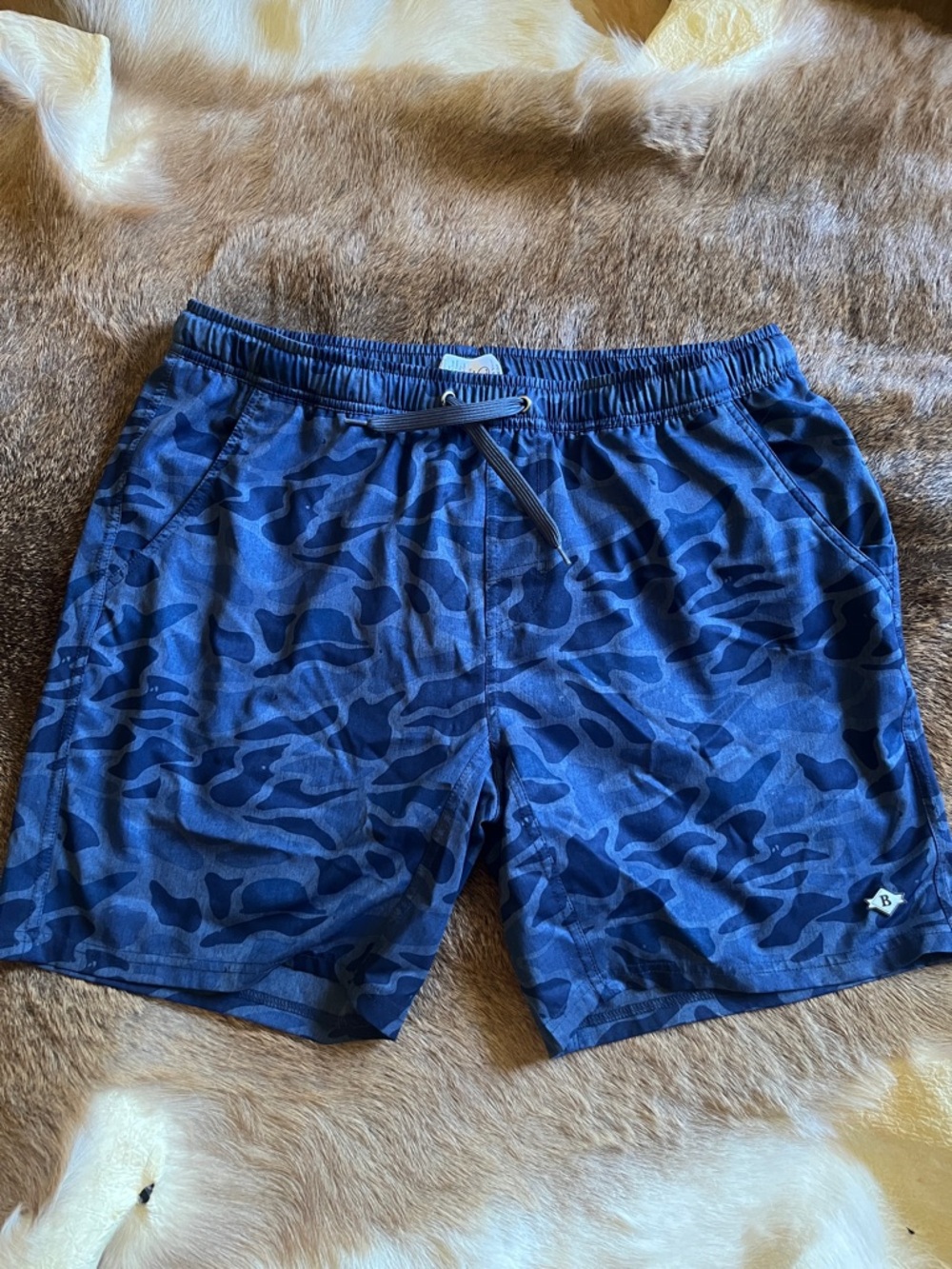 Burlebo Blue Camo Drawstring Shorts size L